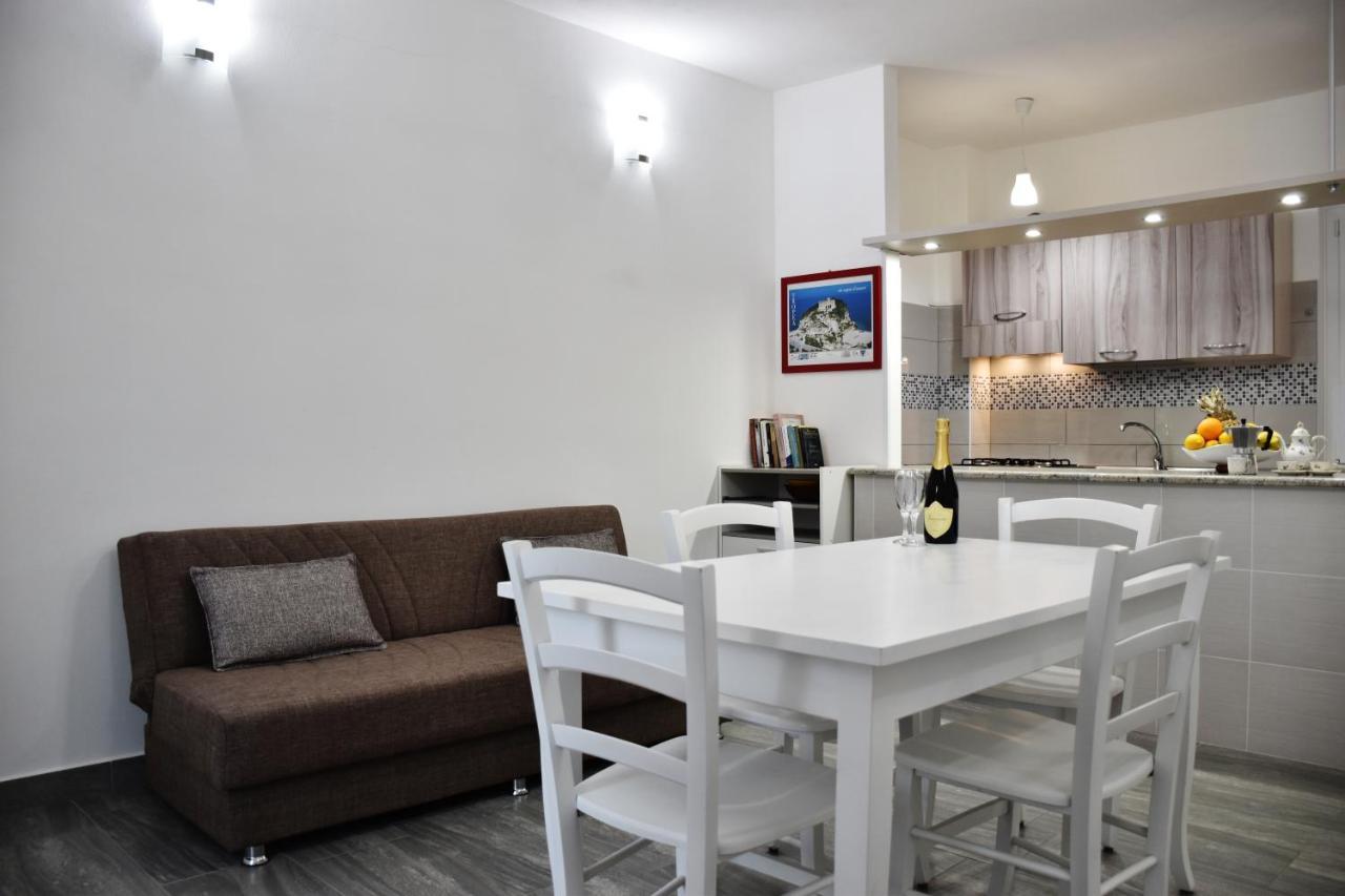 Sapore Di Mare Apartment *